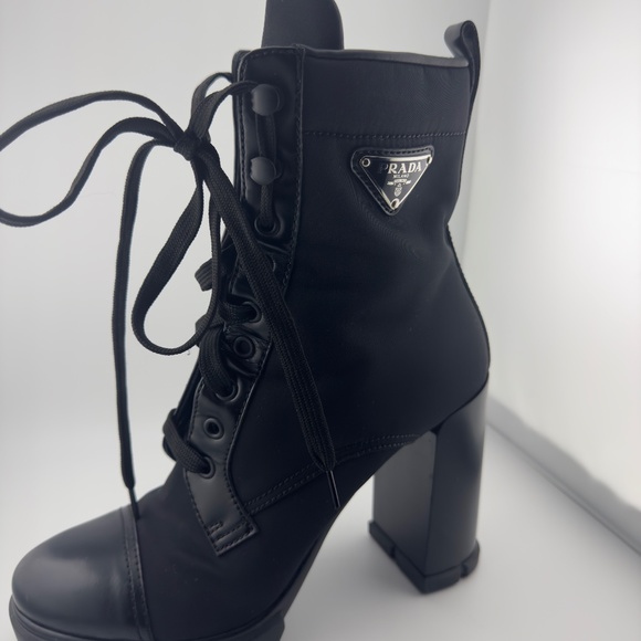 Prada triangle-logo 110mm boots - Picture 12 of 16